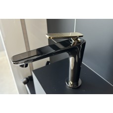 Змішувач Axor Citterio C 125 Cubic cut CoolStart для умивальника Polished Black Chrome + Polished Gold Optic (49041330+990)